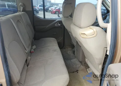 2005 Nissan Frontier Crew Cab Le from USA, damaged, VIN 1N6AD07U05C438697